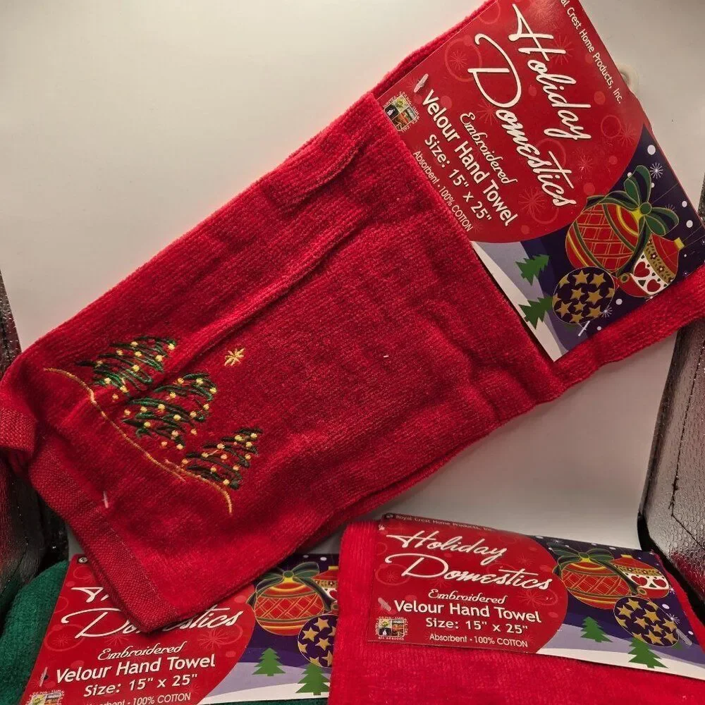 Vintage 90s Lot of 3 Christmas Velour Hand Towels Red Green Embroidered New